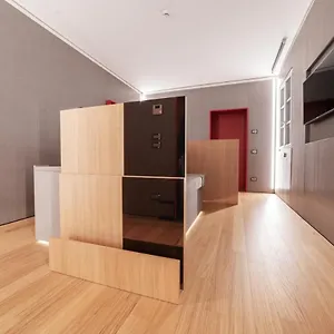 Apartment Catoo Dimora Di Design Park In Palazzo Nobiliare Al Duomo, Padua